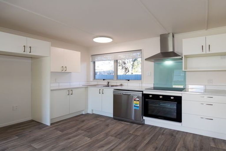 Photo of property in 6/804 Dufferin Street, Akina, Hastings, 4122