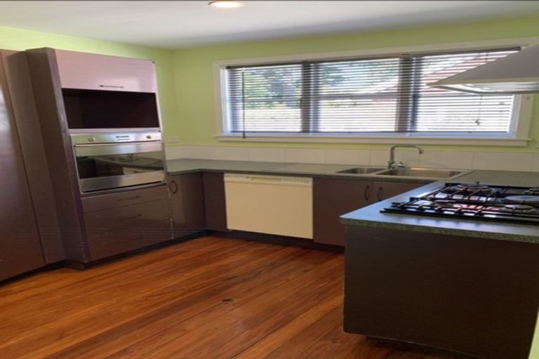 Photo of property in 8 Bushby Place, Bryndwr, Christchurch, 8053