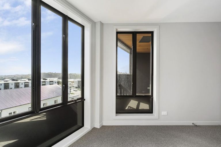 Photo of property in 407/2 Launch Road, Hobsonville, Auckland, 0616