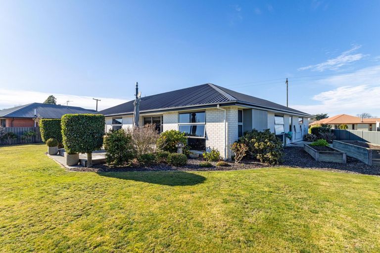 Photo of property in 24 Tancred Street, Geraldine, 7930