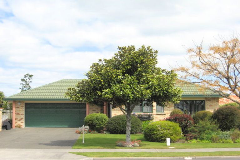 Photo of property in 80 Gravatt Road, Papamoa Beach, Papamoa, 3118