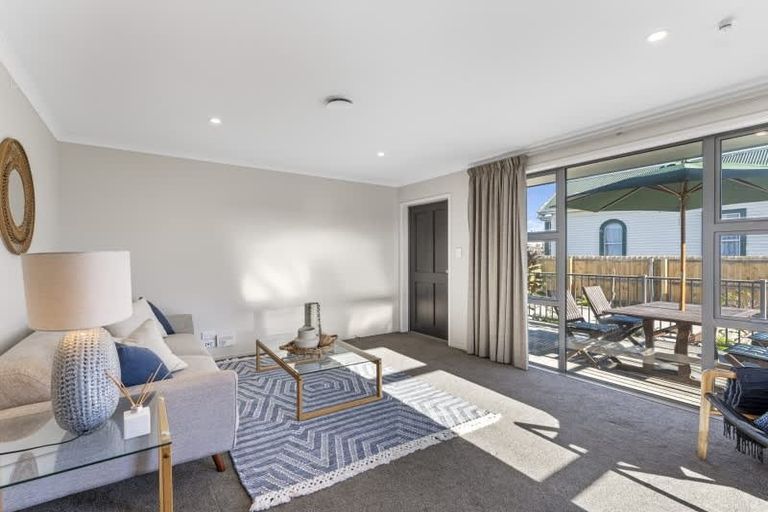 Photo of property in 2/159 Edgeware Road, Edgeware, Christchurch, 8013