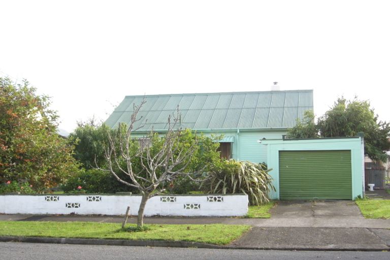 Photo of property in 6 Keys Street, Naenae, Lower Hutt, 5011