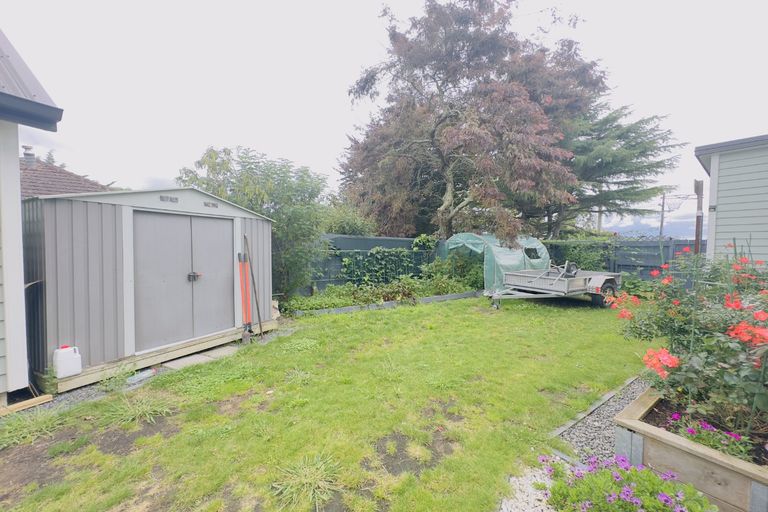 Photo of property in 61 Grove Road, Papakura, 2110