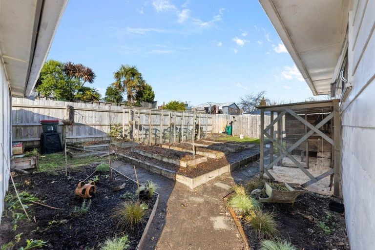 Photo of property in 28 Kotuku Place, Tokoroa, 3420