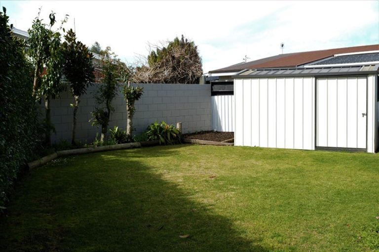 Photo of property in 19 Linklater Avenue, Bellevue, Tauranga, 3110