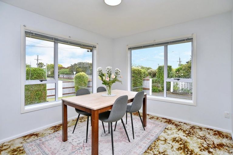 Photo of property in 91 Kendal Avenue, Burnside, Christchurch, 8053