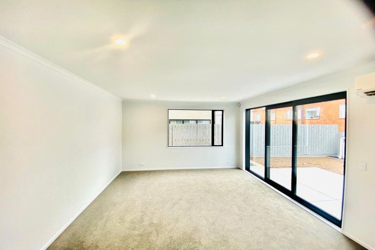 Photo of property in 40 Samuel Marsden Place, Whenuapai, 0618