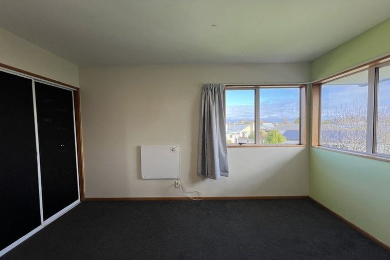 Photo of property in 33 Veitches Road, Casebrook, Christchurch, 8051