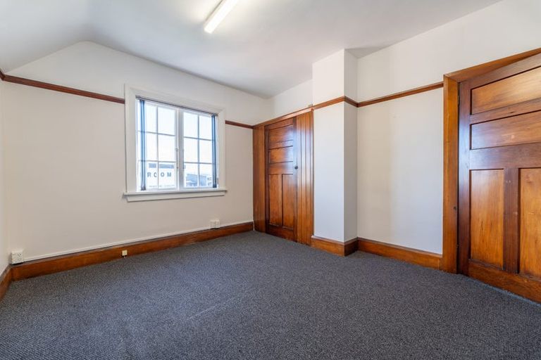 Photo of property in 334 Oriental Parade, Oriental Bay, Wellington, 6011