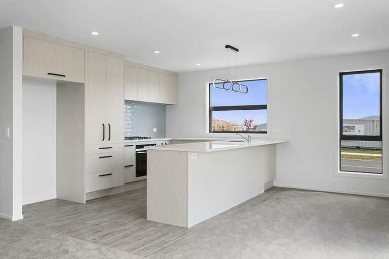 Photo of property in 37 Kopakopa Crescent, Wharewaka, Taupo, 3330