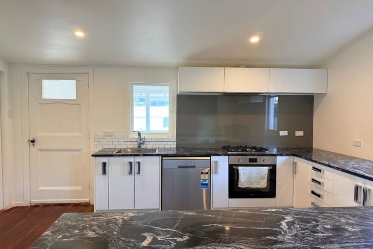 Photo of property in 36 William Street, Petone, Lower Hutt, 5012