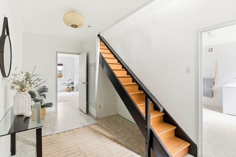 Photo of property in 42 Cliffs Road, Saint Clair, Dunedin, 9012