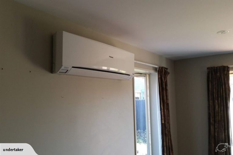 Photo of property in 23 Taunton Place, Rangiora, 7400