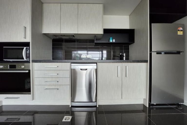 Photo of property in Nouvo Apartments, 4f/21 Rugby Street, Mount Cook, Wellington, 6021