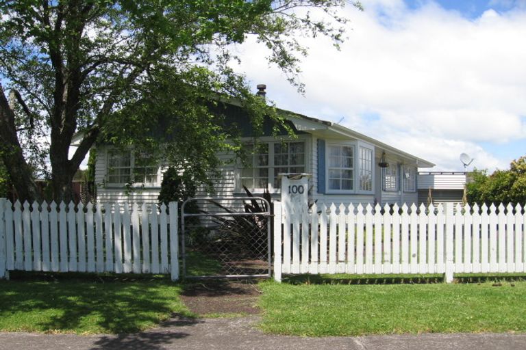 Photo of property in 100 Hillcrest Road, Papatoetoe, Auckland, 2025