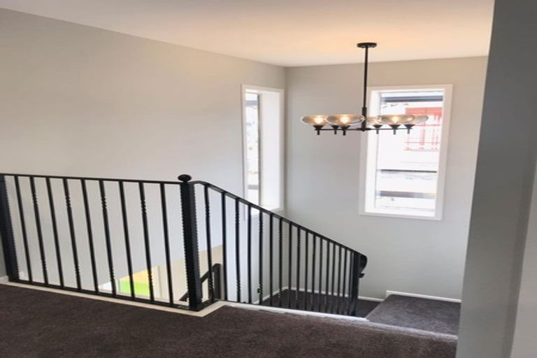 Photo of property in 12 Kota Lane, Hobsonville, Auckland, 0616