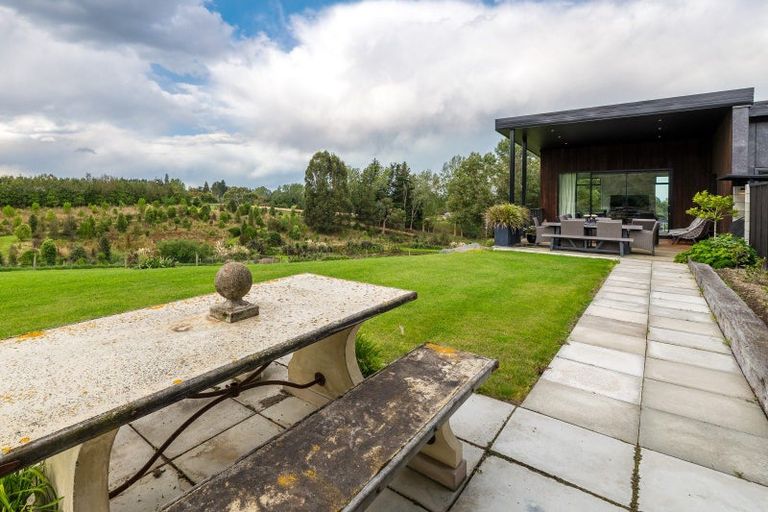 Photo of property in 126 Point Bush Road, Waimate, 7979