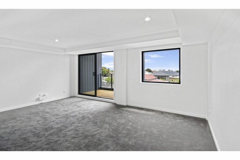 Photo of property in 211/8 Gray Avenue, Mangere East, Auckland, 2024