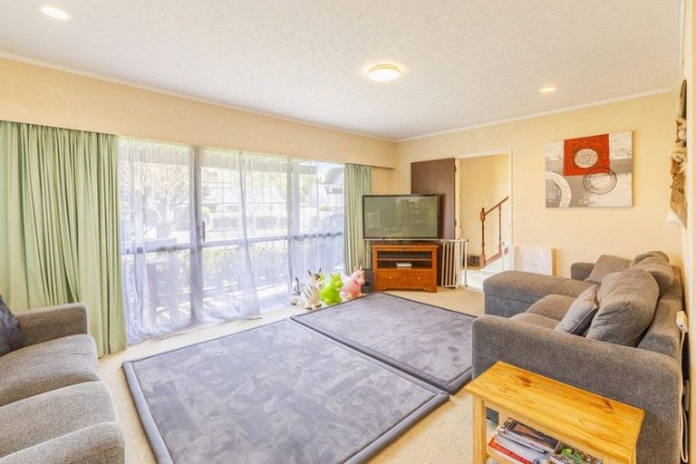 Photo of property in 31 Ngarimu Crescent, Taradale, Napier, 4112