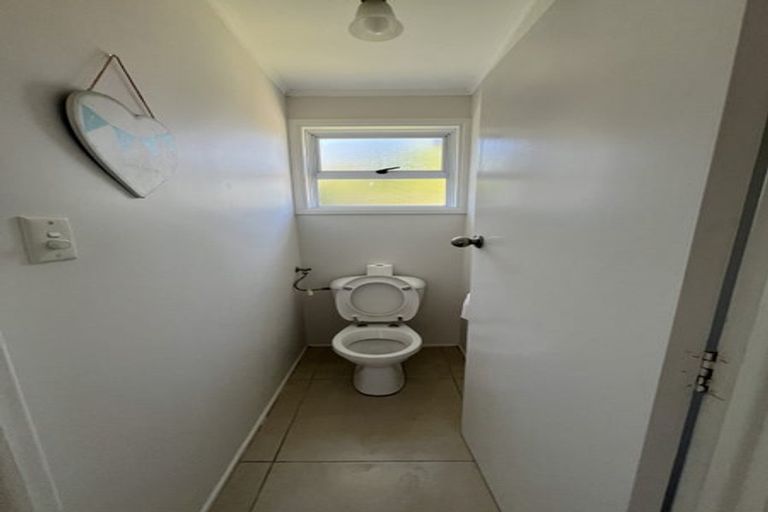 Photo of property in 307 Albany Highway, Rosedale, Auckland, 0632