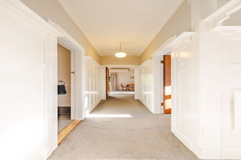 Photo of property in 15 Mataora Road, Kenmure, Dunedin, 9011