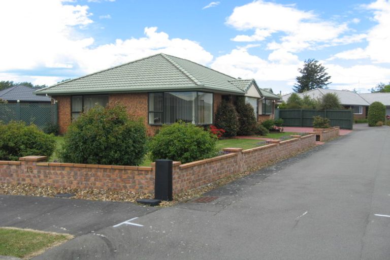 Photo of property in 20 Innisfree Place, Northwood, Christchurch, 8051