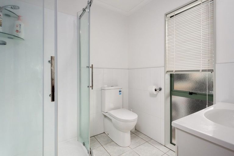 Photo of property in 10 Madeira Close, Papamoa Beach, Papamoa, 3118