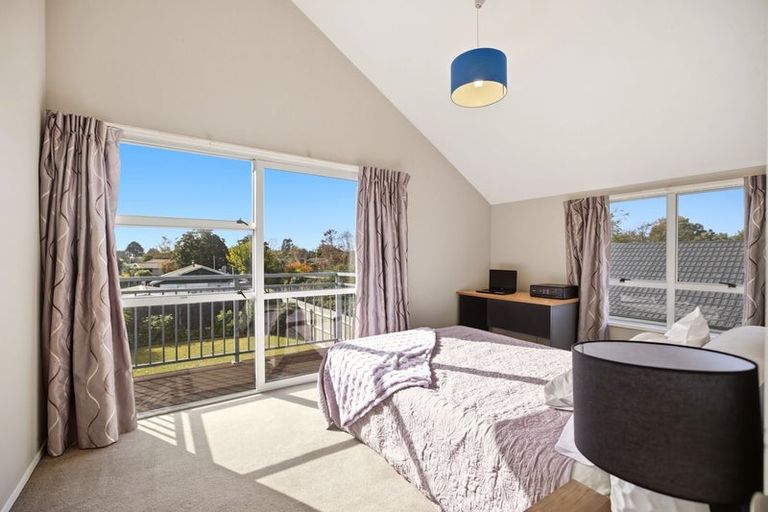 Photo of property in 18 Heathglen Avenue, Parklands, Christchurch, 8083