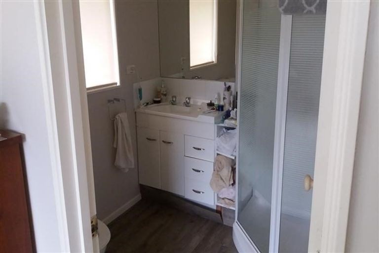 Photo of property in 10d Shelter Grove, Frankleigh Park, New Plymouth, 4310
