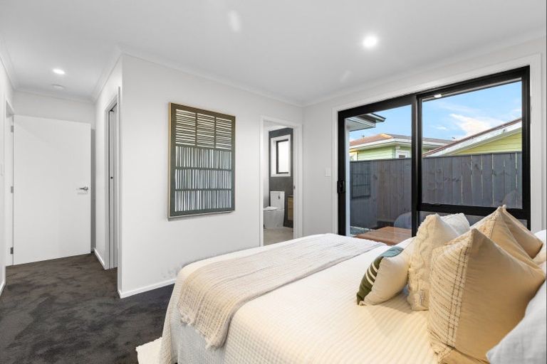 Photo of property in 71 Brightwater Terrace, Terrace End, Palmerston North, 4410