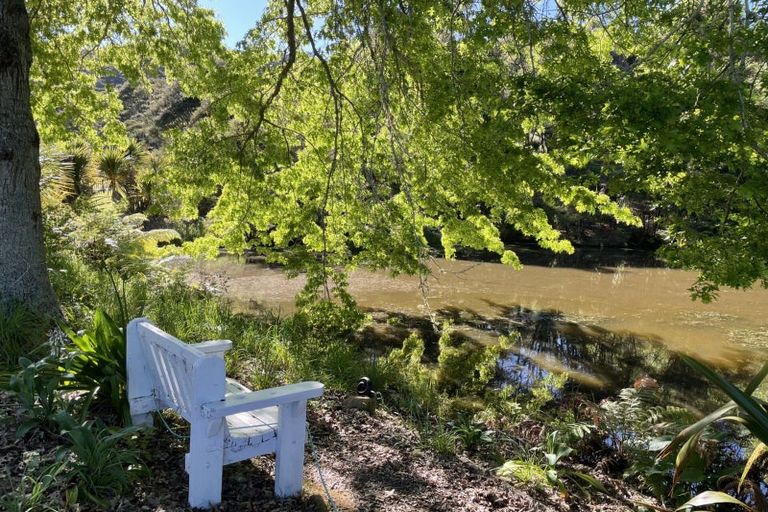 Photo of property in 66 Head Road, Hunua, Papakura, 2583