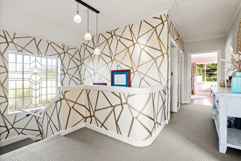 Photo of property in 24 Royal Terrace, Dunedin Central, Dunedin, 9016