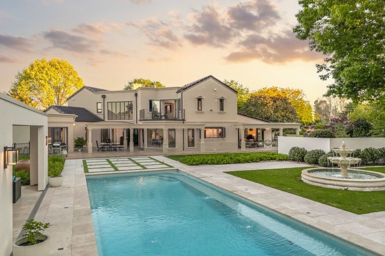 Photo of property in 203 Athlone Drive, Cambridge, 3434