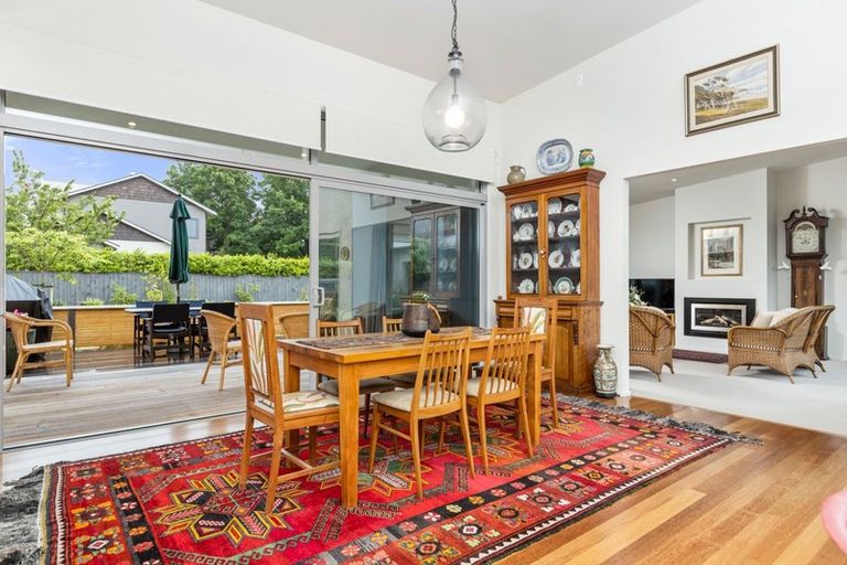 Photo of property in 19 Westwood Avenue, Greytown, 5712