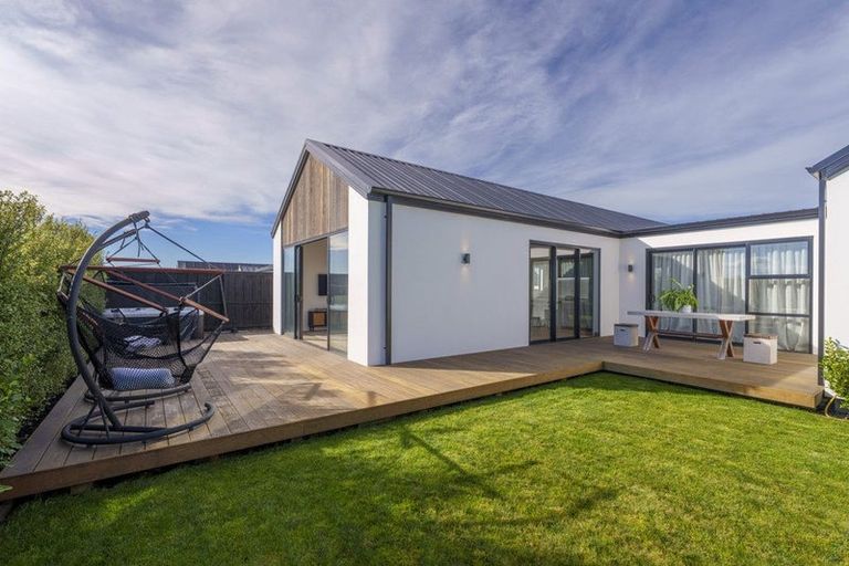 Photo of property in 105 Northmoor Boulevard, Rolleston, 7615