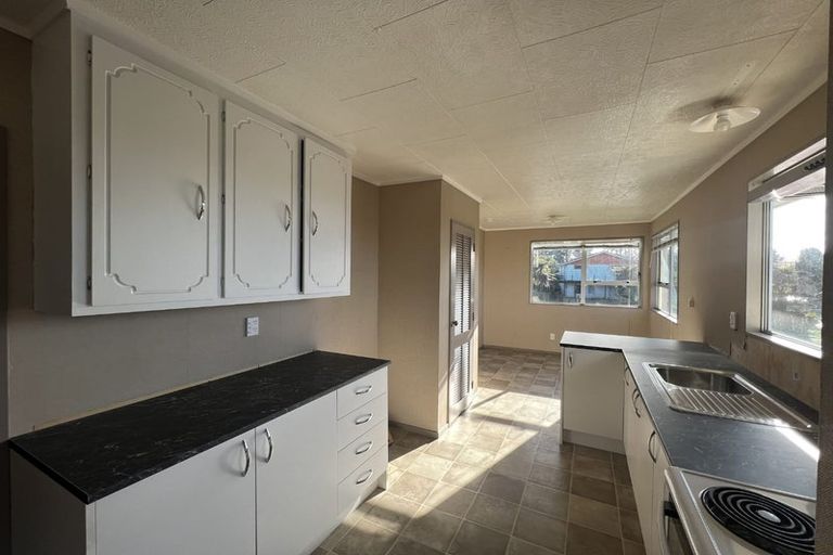 Photo of property in 14 Sunline Place, Ngongotaha, Rotorua, 3010
