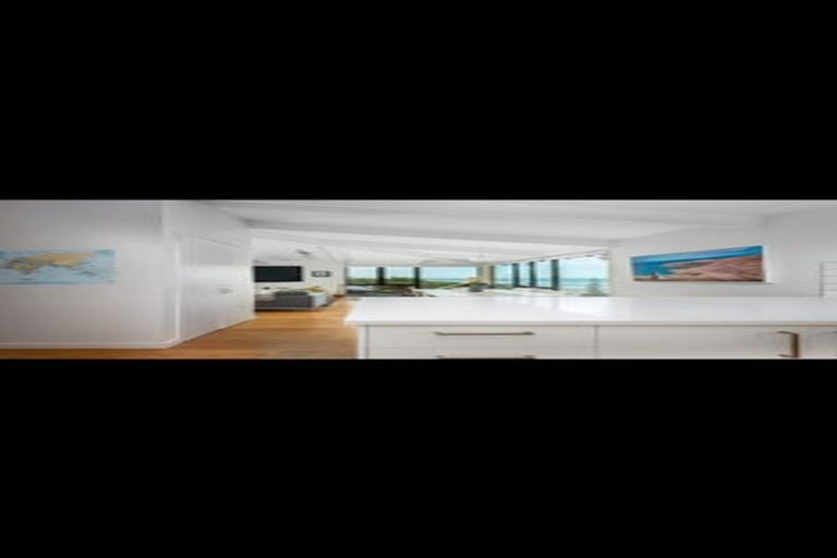 Photo of property in 3 Aranoni Track, Clifton, Christchurch, 8081