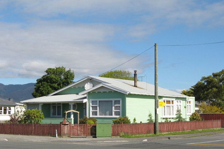 Photo of property in 56 Brougham Street, Westport, 7825