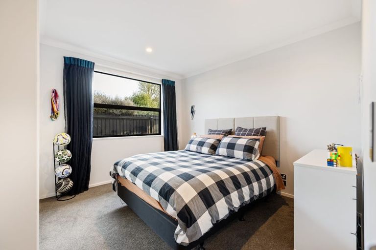 Photo of property in 14 Kohunga Crescent, Bottle Lake, Christchurch, 8083