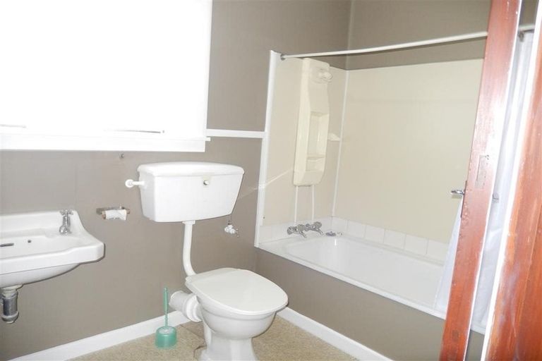 Photo of property in 40 Fulford Street, New Plymouth, 4310