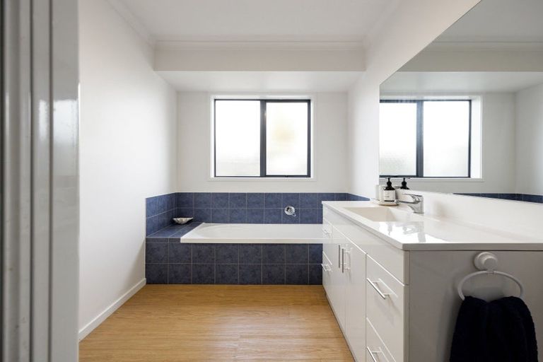 Photo of property in 13 Bellona Place, Flagstaff, Hamilton, 3210