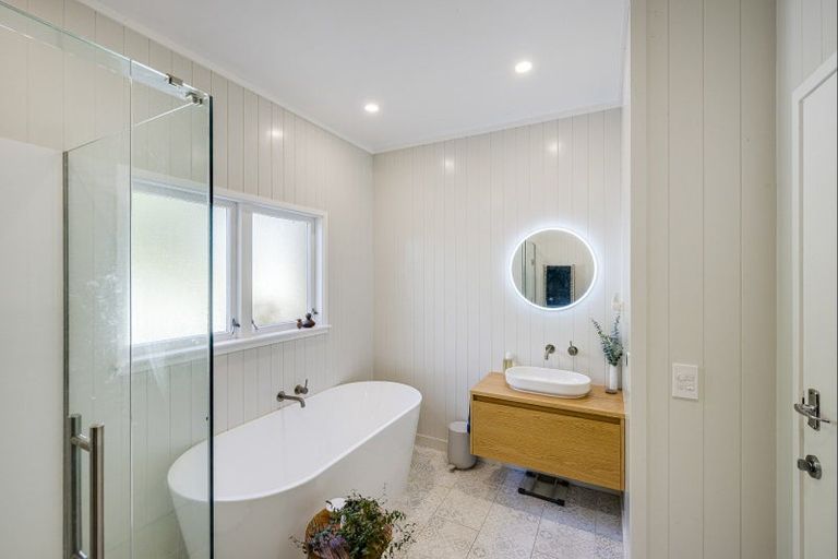Photo of property in 932 Middle Road, Poukawa, 4172