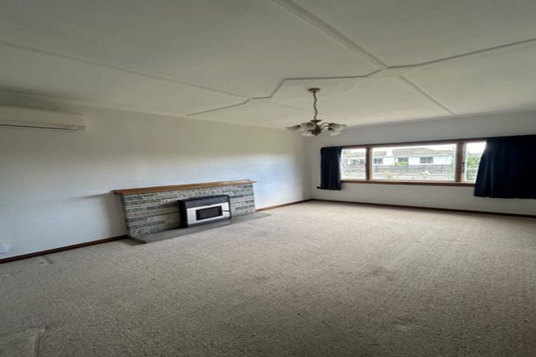 Photo of property in 30 Anzac Avenue, Onekawa, Napier, 4110