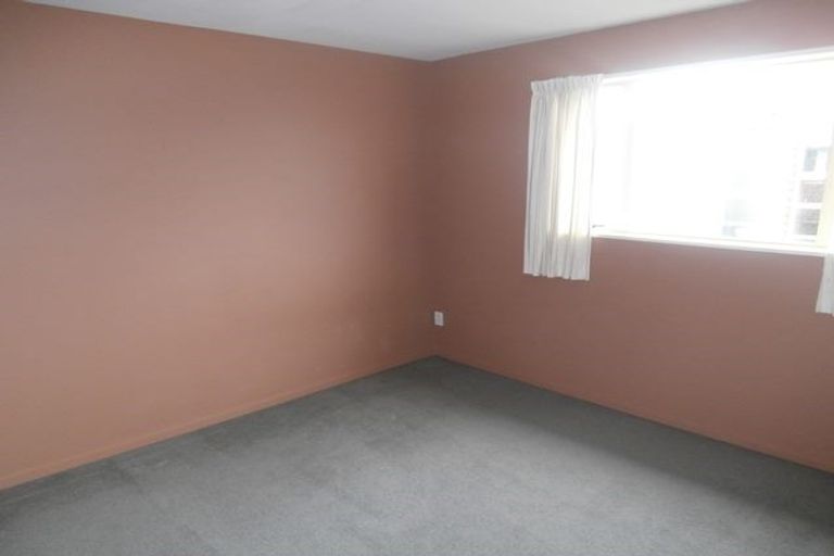 Photo of property in 42d Picton Avenue, Riccarton, Christchurch, 8011