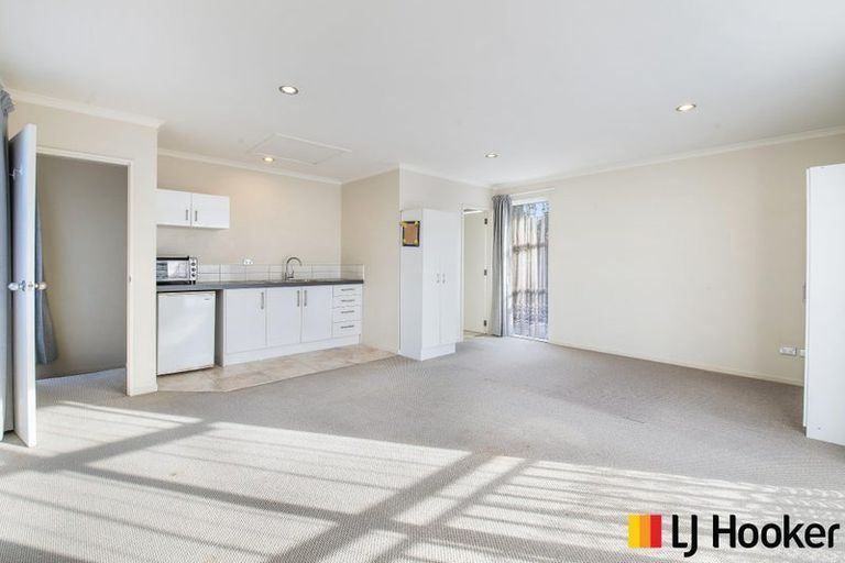 Photo of property in 30 Reins Road, Takanini, 2112