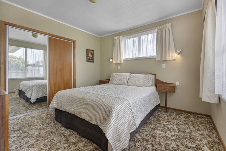 Photo of property in 9 Severn Place, Spotswood, New Plymouth, 4310