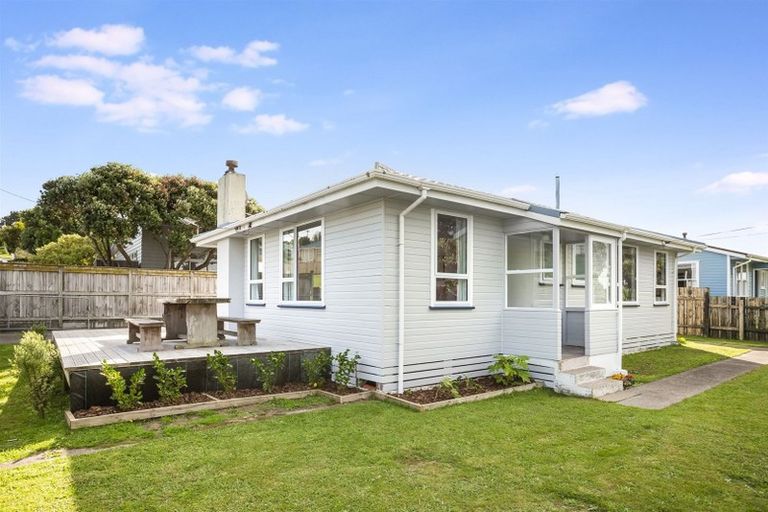 Photo of property in 78 Te Pene Avenue, Titahi Bay, Porirua, 5022