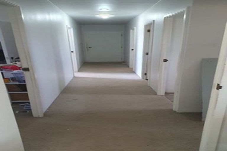 Photo of property in 2/12 Glenlea Place, Flat Bush, Auckland, 2019