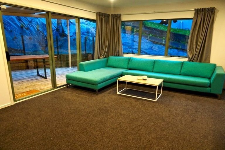 Photo of property in 46a Don Buck Road, Massey, Auckland, 0614